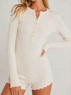 American Eagle Outfitters Ribbed Long-Sleeve Henley Romper
